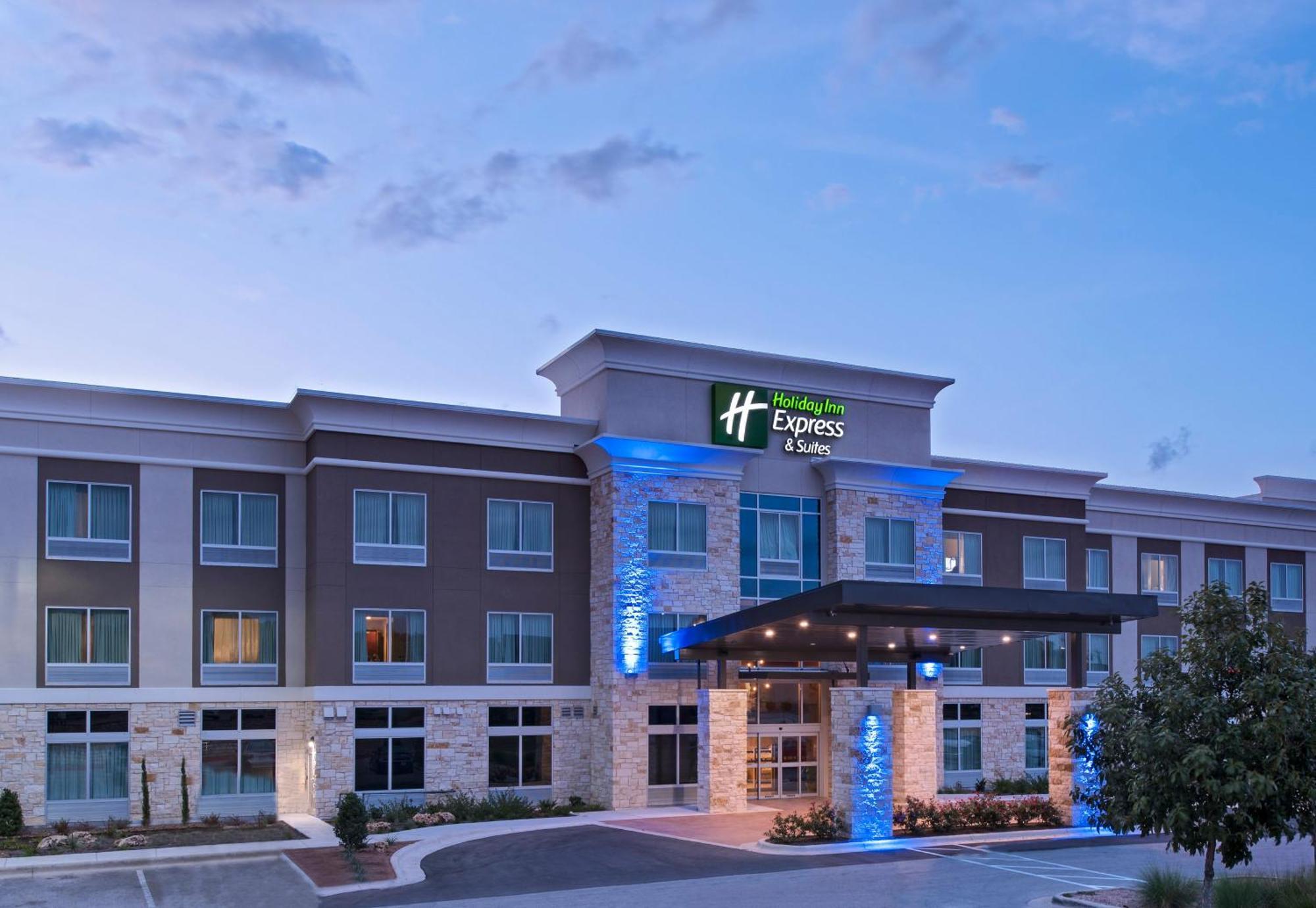 Holiday Inn Express & Suites Austin Nw - Four Points By Ihg Экстерьер фото