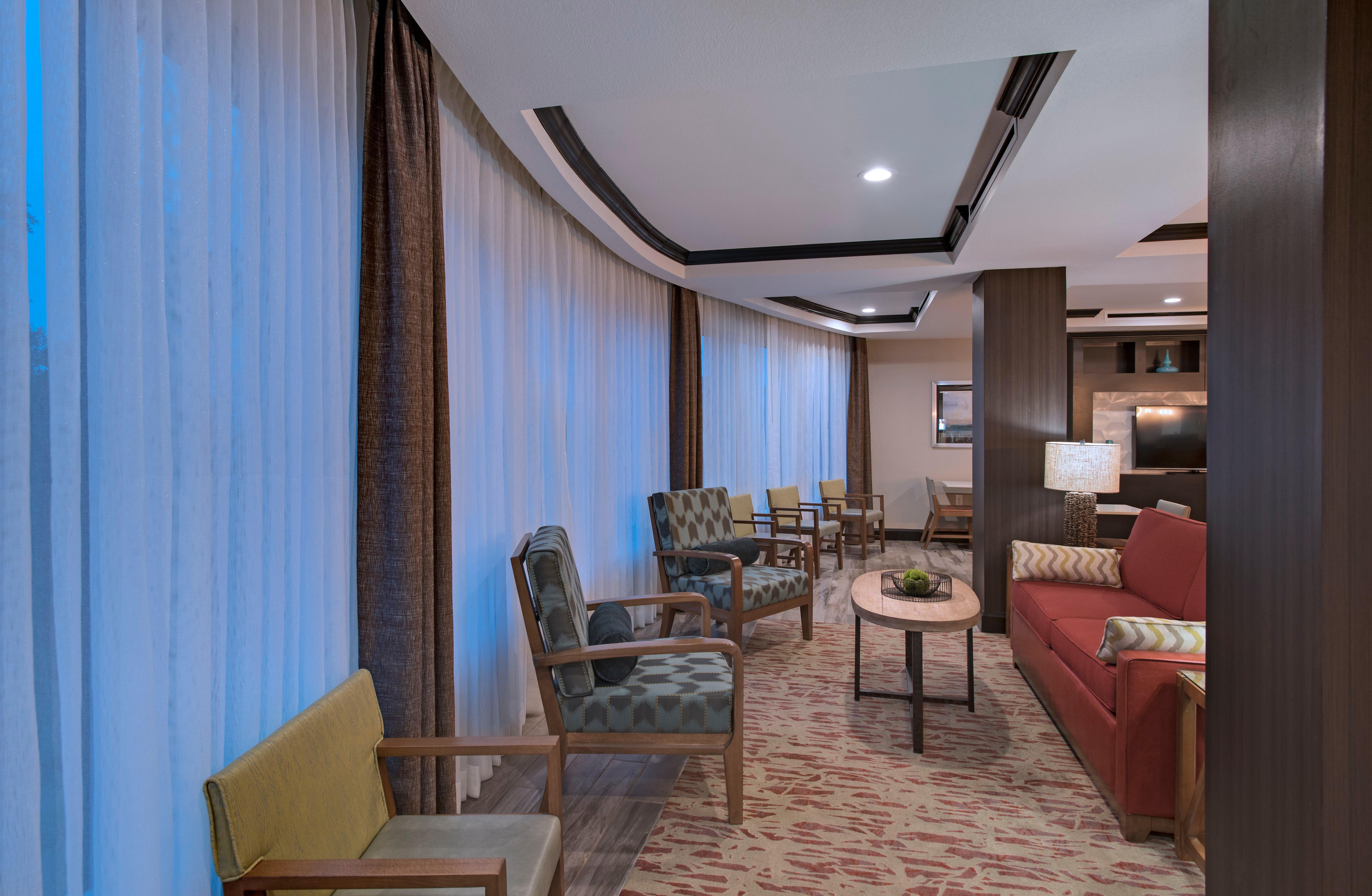 Holiday Inn Express & Suites Austin Nw - Four Points By Ihg Экстерьер фото